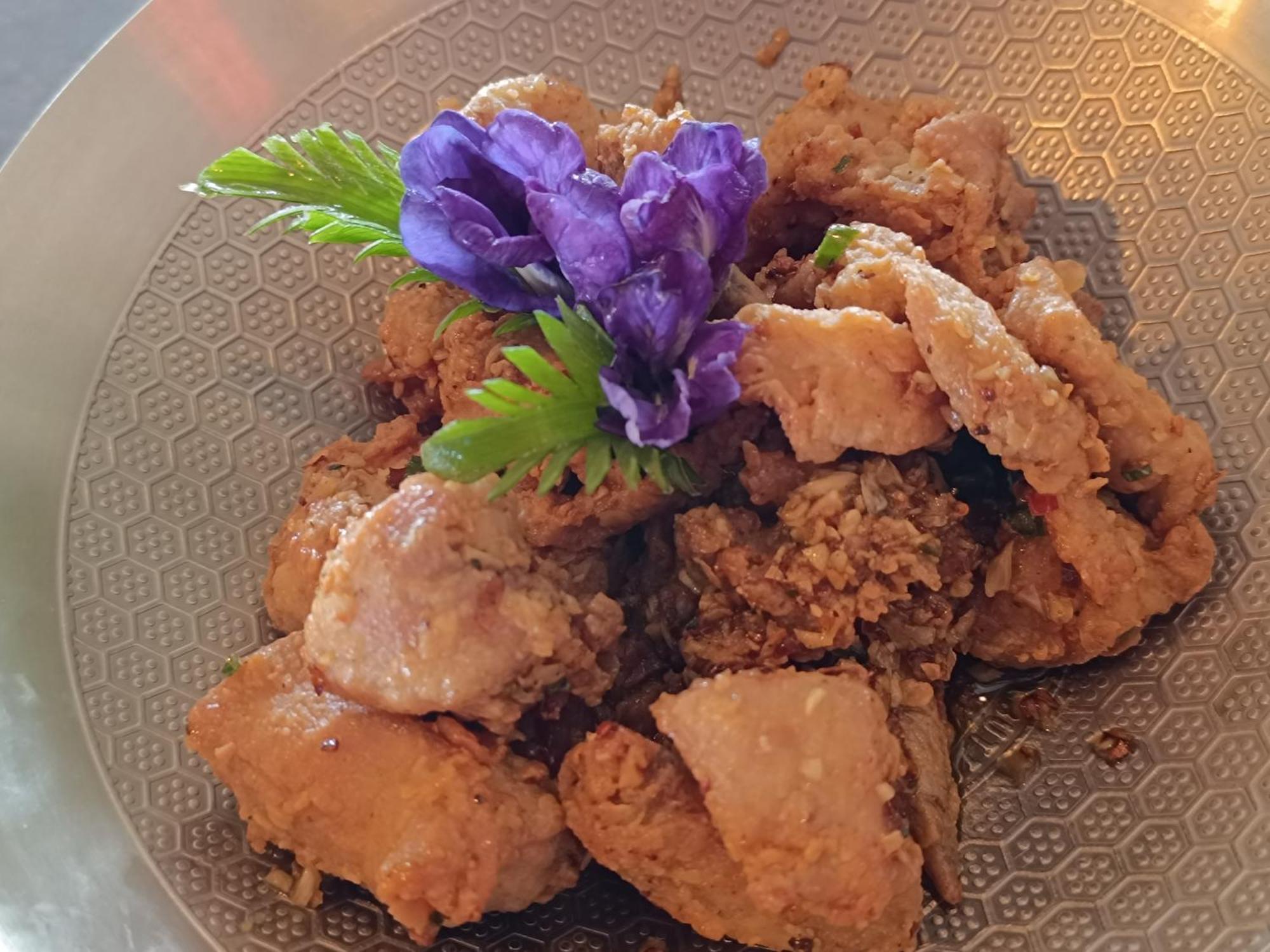 ホテル Plato De Ciudad II カティックラン エクステリア 写真